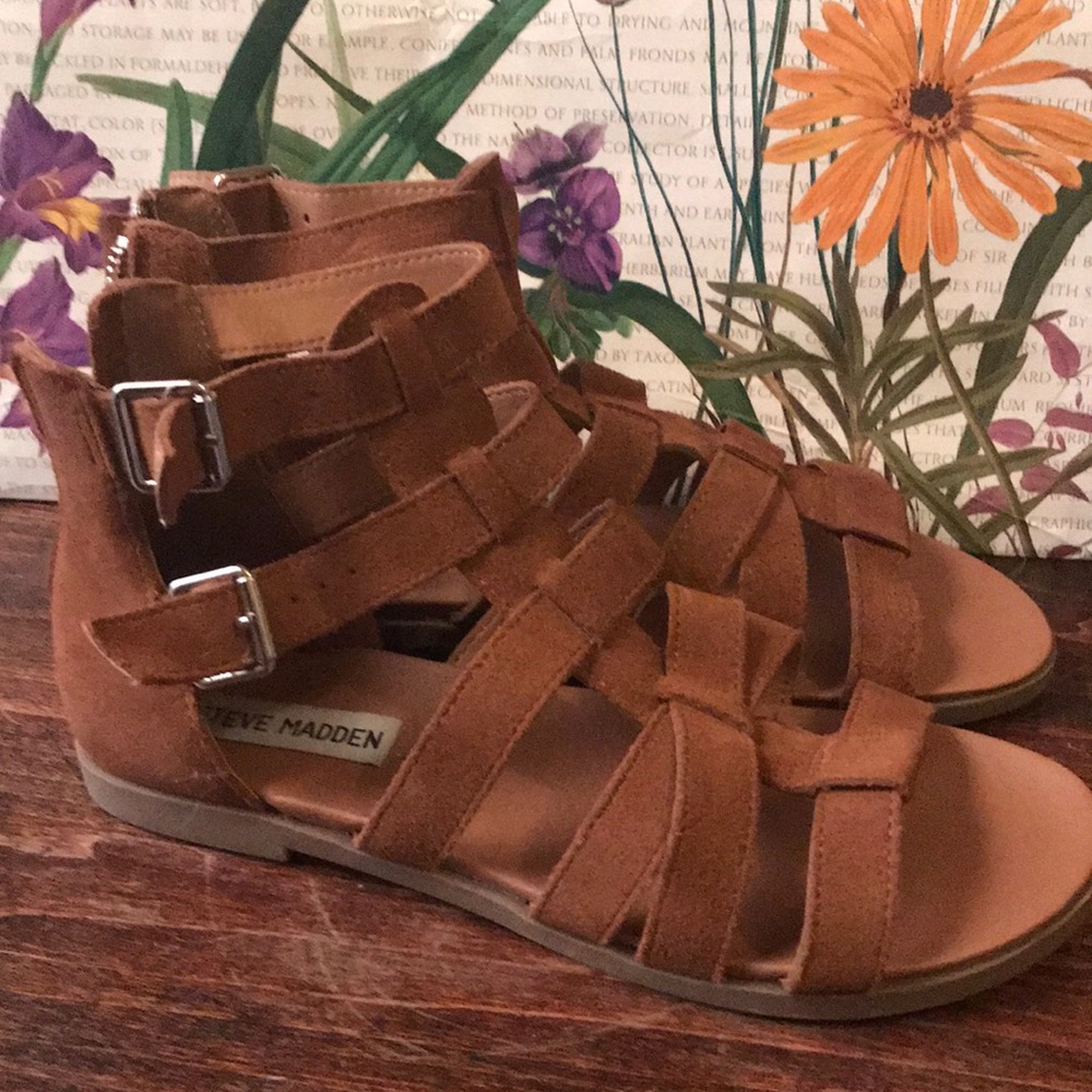 Steve Madden strappy gladiator sandals